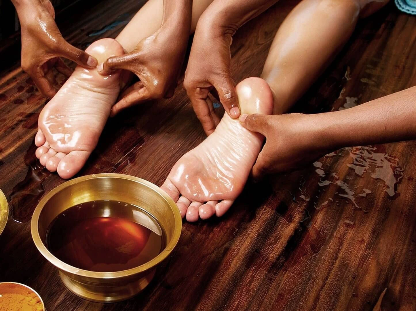 LEAF'S SPA COCHIN